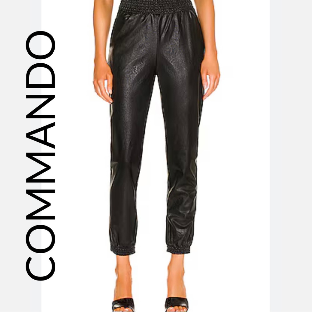 Commando Shimmering Black Joggers